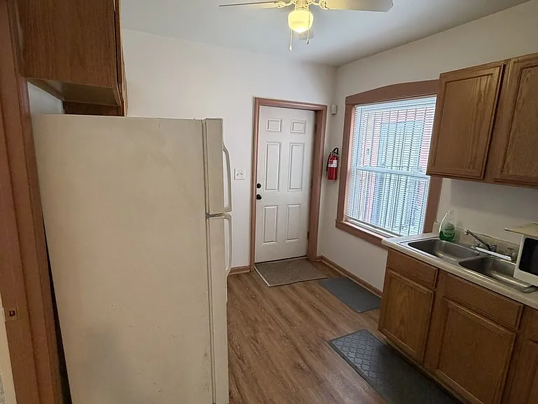 7402 S Racine Ave #3 — Photo 10