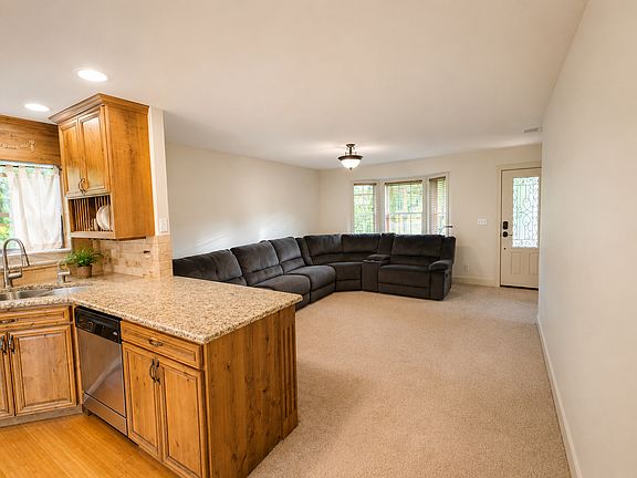 2nd image of 3605 NE 141st Ave