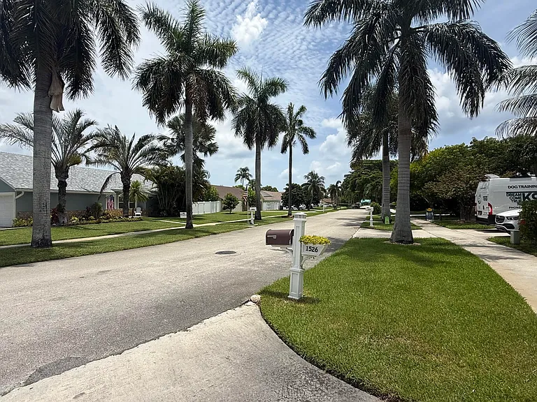 1526 Cormorant Rd — Photo 21