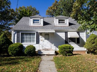 276 E 242nd St, Euclid, OH 44123