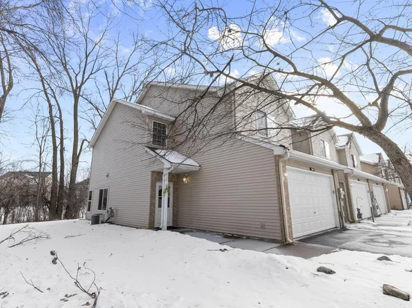 6474 15th Street Pl N, Oakdale, MN 55128