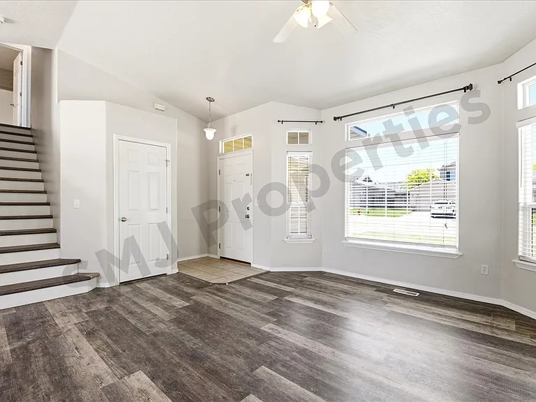 16740 Naito Ave — Photo 3