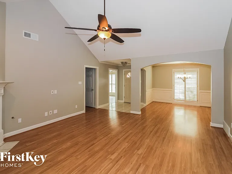 1790 Mill Glen Cv — Photo 2