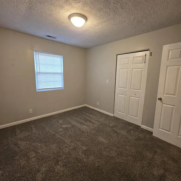 2522 N Armstrong St — Photo 7