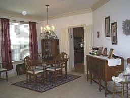 3rd image of 3422 Broadknoll Ln