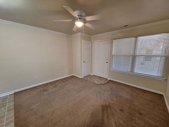 2nd image of 752 McGuire Pl APT 9
