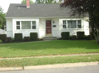 606 Shue Dr, Newark, DE 19713