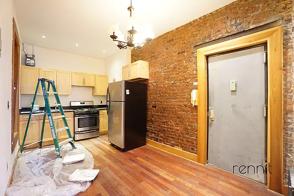 Rented by Rennit Inc. | media 5