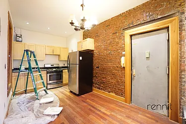 Rented by Rennit Inc.