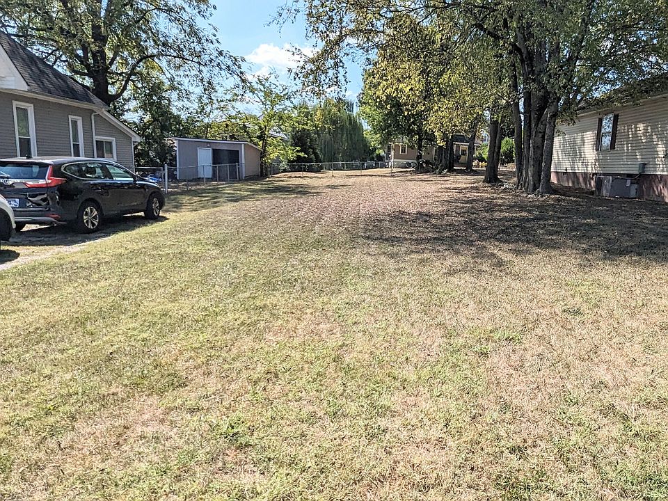 1st image of 1704 Union Ave