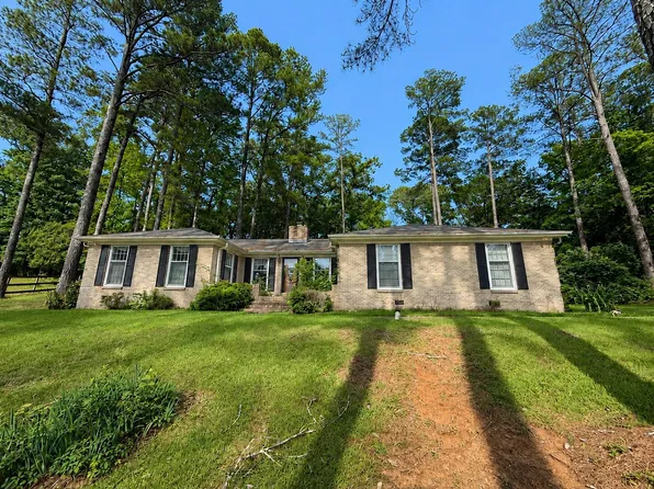 492 Cambridge Dr, Starkville, MS 39759