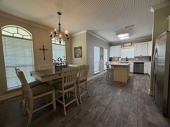 4th image of 4009 W Roundbunch Rd