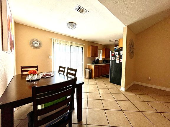 4th image of 1403 Paseo De Encinal Dr