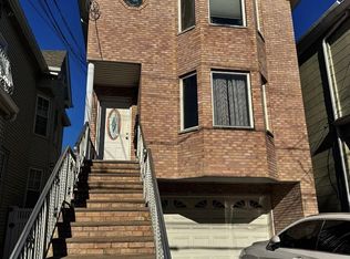 75 W 53rd St APT 2, Bayonne, NJ 07002