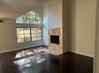 103 Bristol Rd APT F, Ojai, CA 93023