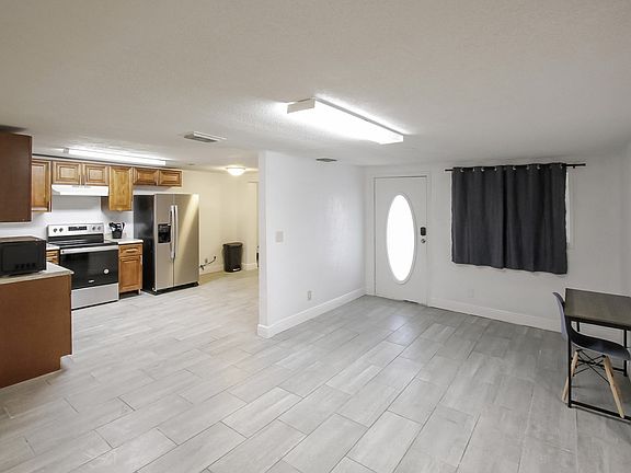2nd image of 1320 Warrington Way #14246390