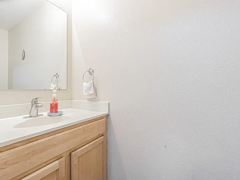 2706 Mingo Dr — Photo 13