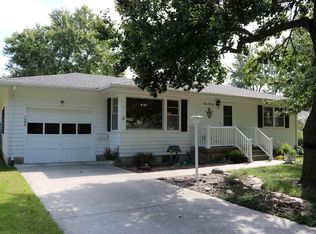 1204 Berry Ave, Newton, KS 67114