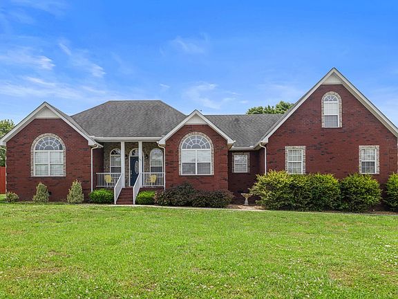 5th image of 103 Canary Ln