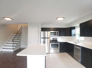 22121 Horace Harding Expy FLOOR 2, Oakland Gardens, NY 11364