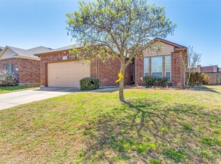 1145 Day Dream Dr, Haslet, TX 76052