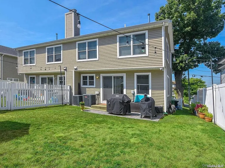 24 Sintsink Dr W — Photo 30