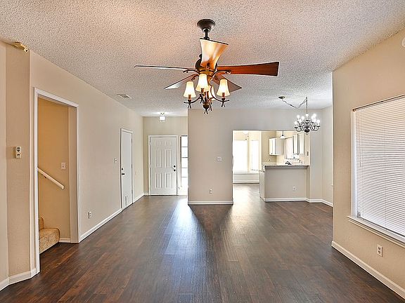 5th image of 3511 Waverly Ct