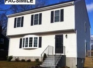 20 Woodlawn St, Randolph, MA 02368