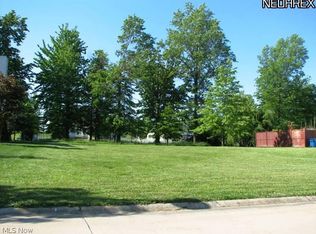 Telegraph Ln, Vermilion, OH 44089