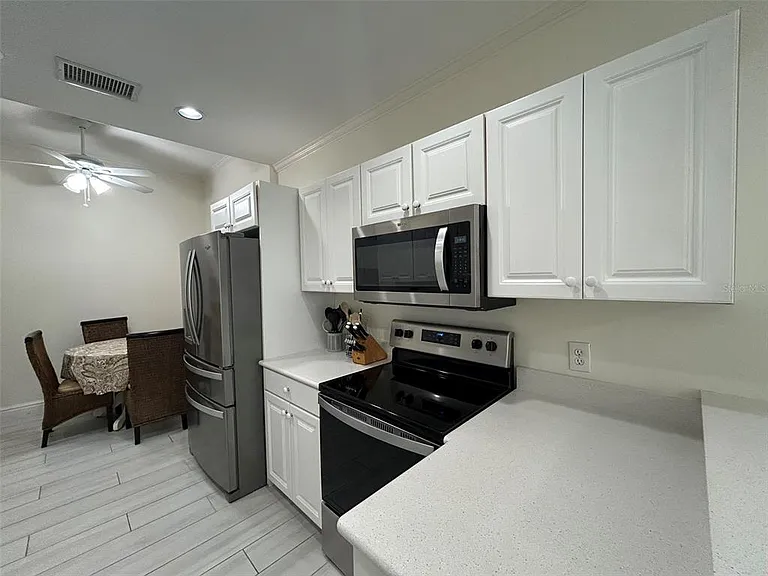 3705 54th Dr W #201 — Photo 32