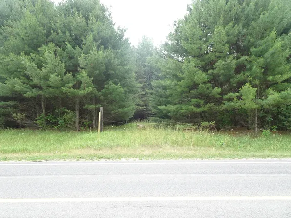 W Fountain Rd, Scottville, MI 49454
