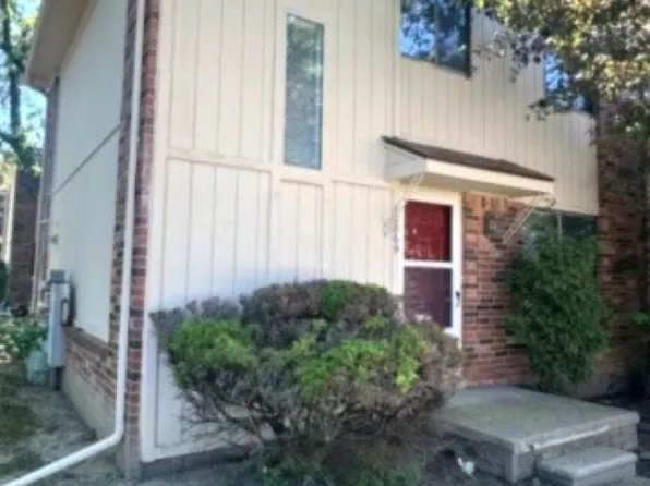 40869 Highpointe Dr #38, Clinton Township, MI 48038