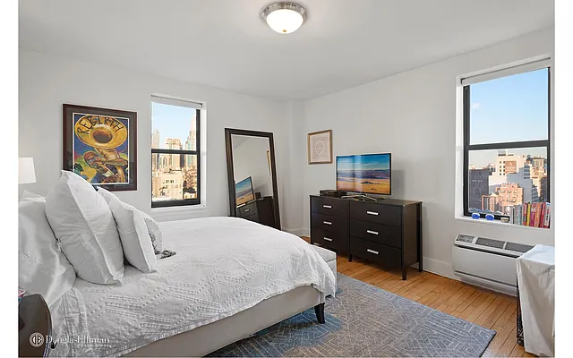 Rented by Douglas Elliman | media 11