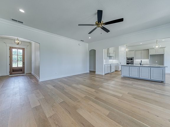 4th image of 301 Our Ln