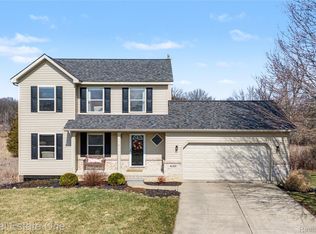 439 Brentwood Dr, Pinckney, MI 48169