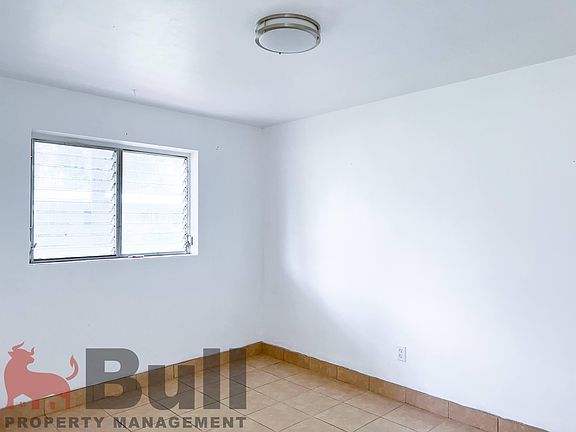 2nd image of 317 E Monument Ave