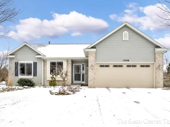 15308 Saddlebrook Ct, Grand Haven, MI 49417