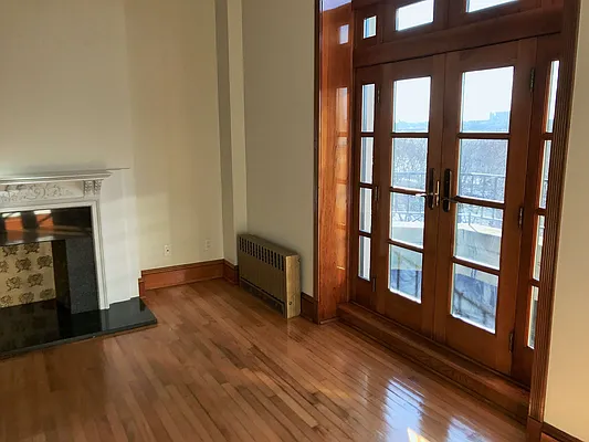 Rented by Joe Gotham LTD | media 26