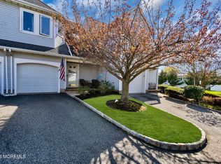 4 Bayview Ct, Long Branch, NJ 07740