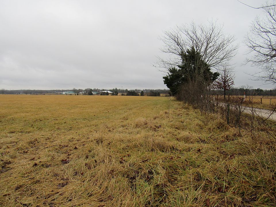 1st image of Holly Ln