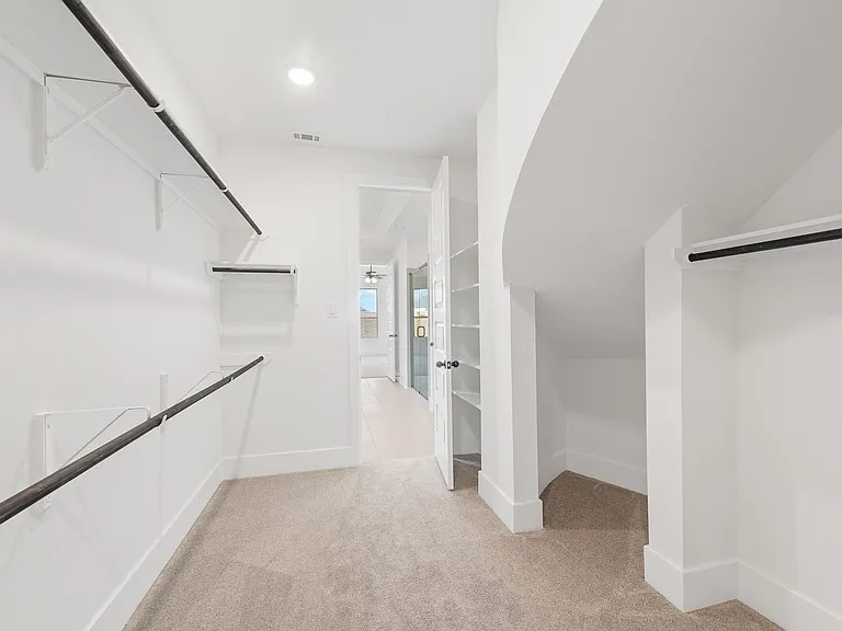 21127 Coral View Dr — Photo 29