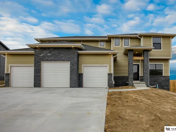 11906 S 109th St, Papillion, NE 68046