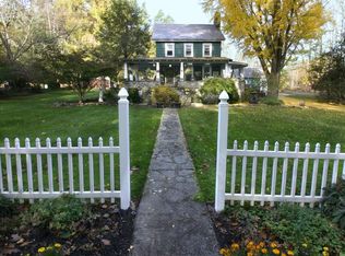 51 Woodside Dr, Warwick, NY 10990