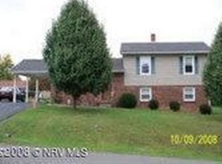 5980 Castle Ave, Dublin, VA 24084