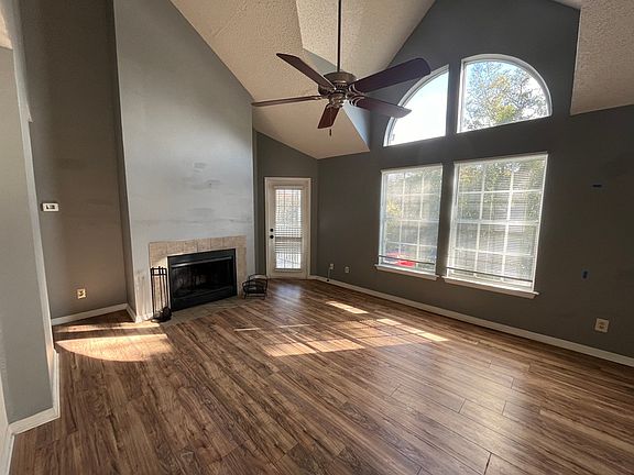 2nd image of 6154 Westgate Dr APT 303