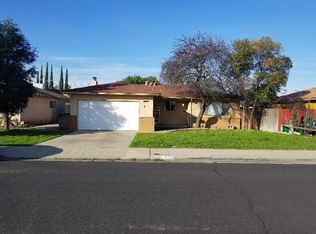 2524 Lind Ave, Clovis, CA 93612
