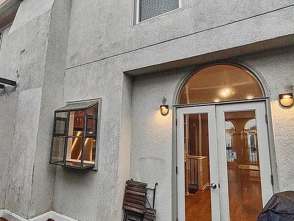 2nd image of 794 Piedmont Ave NE Unit 1
