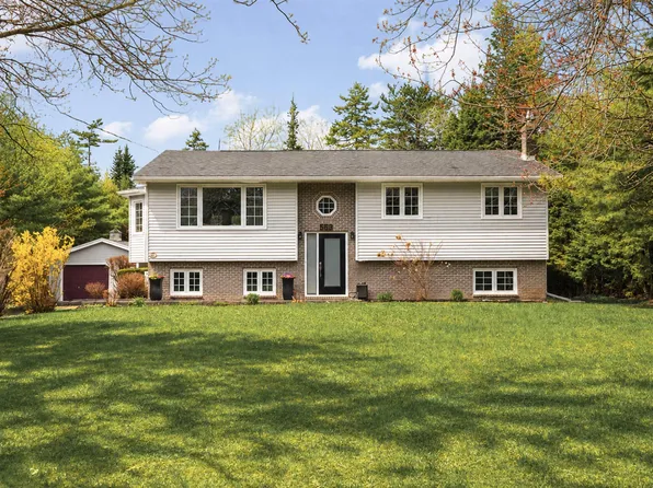 563 Mineville Rd, Halifax, NS B2Z 1J9