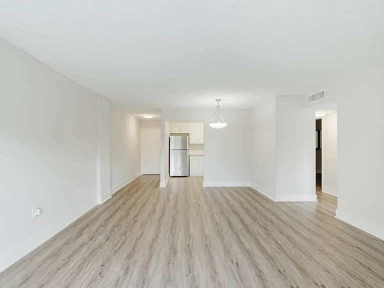 Todel Apartments — Photo 17