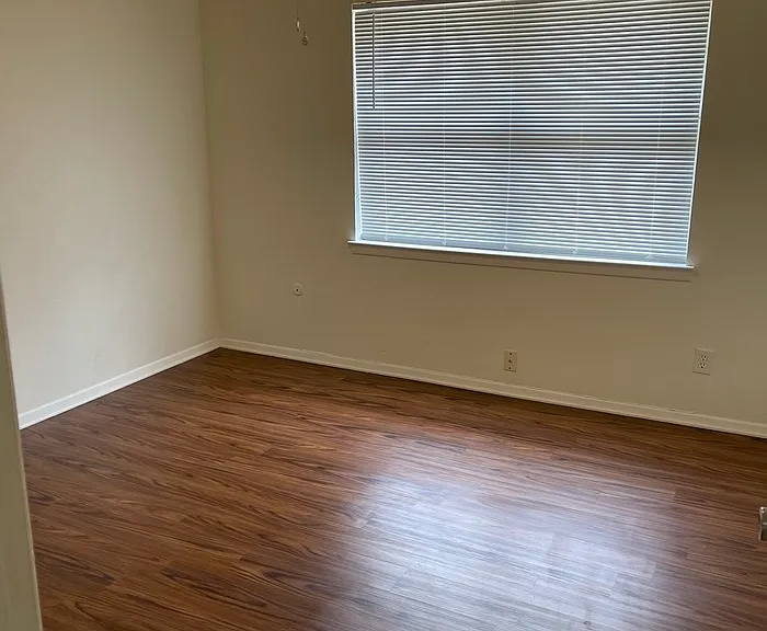 3208 Matthews Dr — Photo 9
